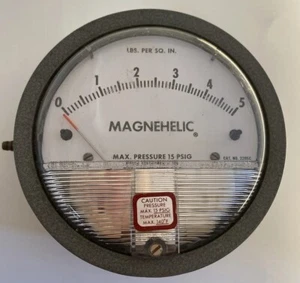 Dwyer Magnehelic Gage 15 PSIG Max - Picture 1 of 8