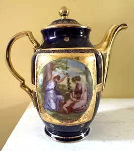 ROYAL VIENNA TEAPOT - 7-1/4" tall Austria Beehive Antique 19th Century - Picture 1 of 16