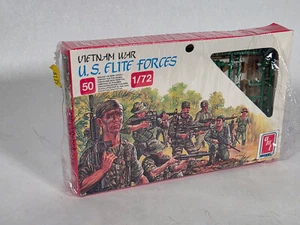 AMT • Vietnamkrieg U.S. Elite Forces Soldaten Modellbausatz • 1/72 • Plastik Figuren - Bild 1 von 13
