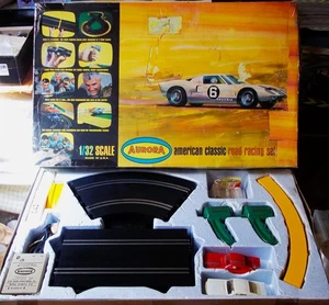 AURORA K&B A-JET 1/32 SLOT CAR RACE SET 2 RUN CARS NICE COMPLETE REFURB REVELL - Picture 1 of 16
