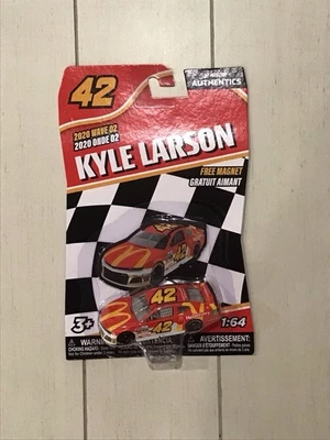 Kyle Larson #42 McDonald's 2020, escala 1/64 NASCAR Authentics diecast, Wave 2 Foto 1 de 2