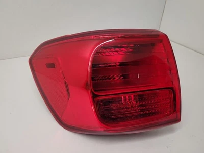 2016-2018 KIA SEDONA LH Driver Tail Light Quarter Panel Mounted 92401A9420 - Image 1 of 4