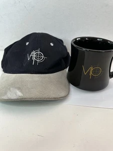 VIP TV SHOW-PAMELA ANDERSON AS VALLERY IRONS Raro De Colección Promo Usado Sombrero y Taza - Imagen 1 de 7