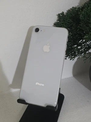Apple iPhone 8 - 64GB Storage - Network Unlocked - White/Silver - 70% BH 🔋 - Image 1 of 4