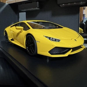 New AutoArt 1/18 Lamborghini Huracan LP610-4 Supercar Model - Picture 1 of 10