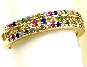 Anillo. Banda en tono dorado con 3 filas de cristales multicolores. Talla 7,5 - Imagen 1 de 9