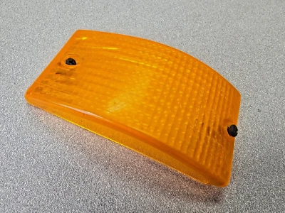 BONITO OBJETIVO INTERMITENTE ÁMBAR DELANTERO ORIGINAL USADO ORIGINAL PORSCHE 924 924S 944 Foto 1 de 4