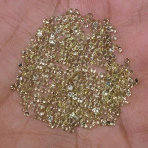 1 einzelner natürl. Peridot round facet ca 1,45 mm aus Pakistan nr2a3 - Bild 1 von 3