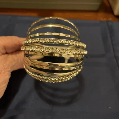 Tarjeta de 11 pulseras brazaletes marca Mudd-NUEVO CON ETIQUETAS@ $18 Foto 1 de 4