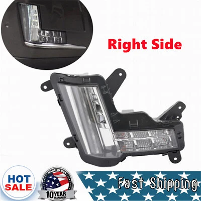 For 2015-2020 Cadillac Escalade/ESV Passenger Side RH FOG LIGHT - OEM 84575580 - Image 1 of 4