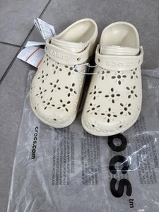 Crocs recortados florales crema talla UK para mujer 6 - Imagen 1 de 2