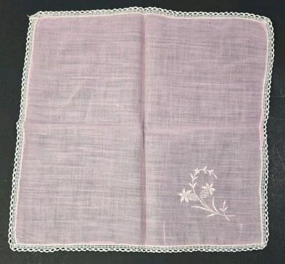 Cordones de red de pañuelo rosa de colección bordados con bordes de ganchillo 9,25" x 9,25" Foto 1 de 4