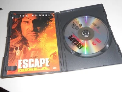 Escape From New York- DVD  Collectors Edition (Comic Book) + Escape from L.A - Image 1 of 4