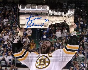 Zdeno Chara Boston Bruins Signed Autographed Screaming Stanley Cup 16x20 H - Picture 1 of 1