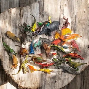 Menge 35 gemischte Spielzeug Tier & Dinosaurier Figuren - Kunststoff Safari Dschungel Party Spielzeug - Bild 1 von 7