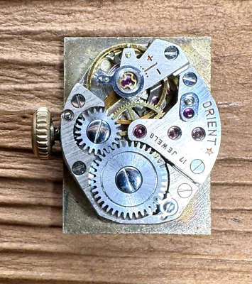 Movimiento Reloj Pulsera Orient Antigolpes 18mm Mecánico 17J Cuadrante Manecillas Piezas (398) Foto 1 de 4