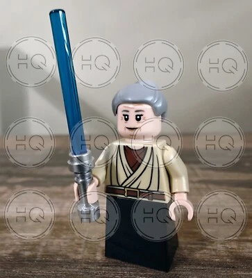 **NEW** 100% LEGO Star Wars Jocasta Nu Jedi Archives Librarian Minifigure - Image 1 of 4