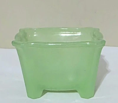 Vtg Sugar Packet Holder Caddie Jadeite Footed Trinket Box 2 & 3/4" x 1 & 7/8" - Image 1 of 4