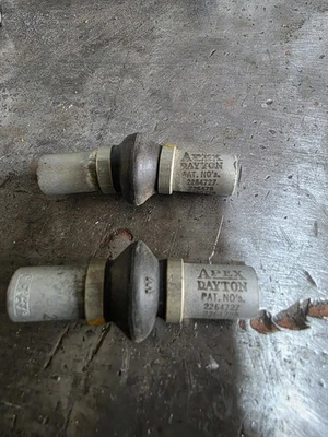 Apex Dayton Universal Joint MS20271-B8 - Image 1 of 4