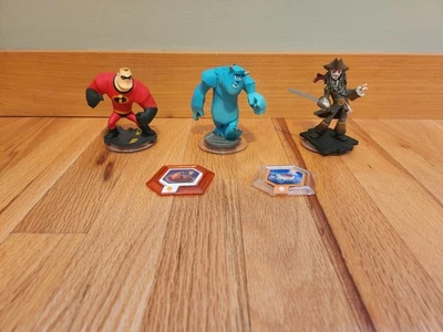 Disney Infinity 1.0, Jack Sparrow, Mr Incredible, Sully, Peter Pan, Cenicienta Foto 1 de 4