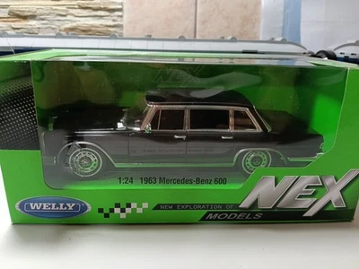 Mercedes Benz 600 pullmann 1963 Black 1:24 WELLY 24121BK mib  - Immagine 1 di 4