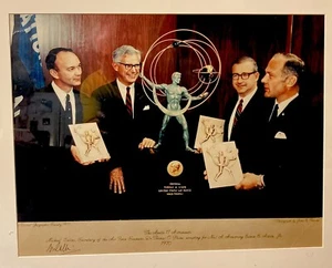 Orig John Fletcher Foto Space Trophy Michael Collins Autogramm Aldren, DeWeldon - Bild 1 von 13