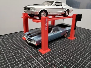 Elevador de auto a escala 1:18 ROJO 4 postes para diorama de garaje o vitrina 1/18 - Imagen 1 de 5