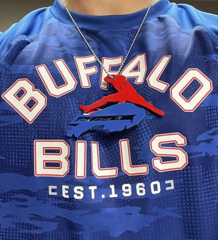 Buffalo Bills "#17 Josh Allen" Aluminum Pendant Necklace (w/26" Chain) Cover