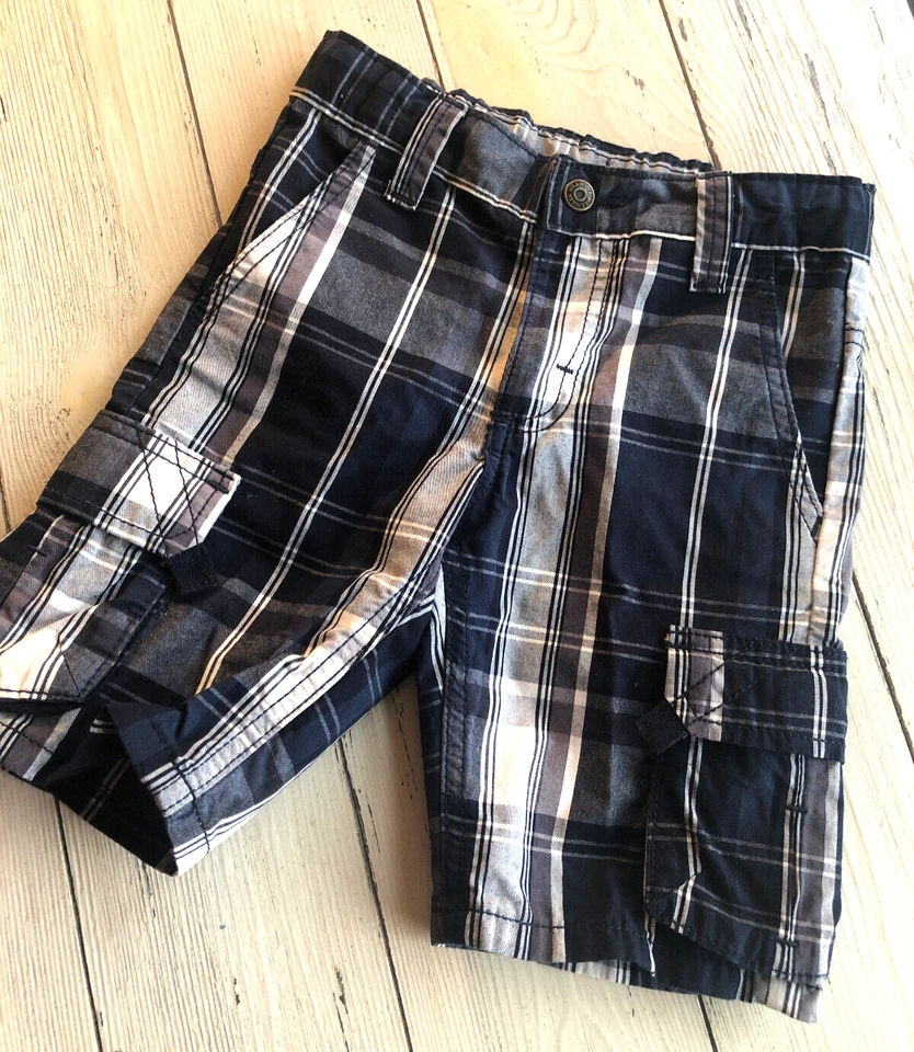 Wrangler Jeans Co. Plaid Cargo Shorts in Size 4 Regular - Black  & White Plaid - Изображение 1 из 4