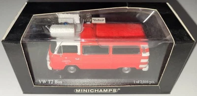 Minichamps 400053091 1/43 1976 VW T2 Bus Feuerwehr Frankfurt Fire Volkswagen - Image 1 of 4
