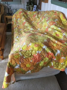 Vintage -- 70er Jahre ? -- Twin Tagesdecke/Tropfenseiten/Herbstfarben/Stilisierte Fauna - Bild 1 von 4