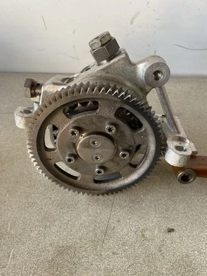 06-10 BMW M5/M6/E60/E63/E64/S85/V10 VANOS HIGH PRESSURE OIL PUMP 11367837594 - Image 1 of 4