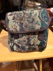 A&W TAPESTRY MINI BACKPACK PURSE FAUX LEATHER STRAPS NEVER USED - Picture 1 of 5