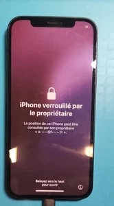 iPhone 12 64 go Bloqué Icloud S'allume ecran en bon état et vitre arriere aussi - Photo 1 sur 3