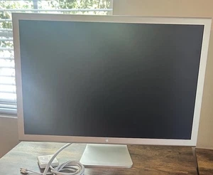 Apple Cinema Display 30" Model A1083 M9179LL/A - Picture 1 of 13