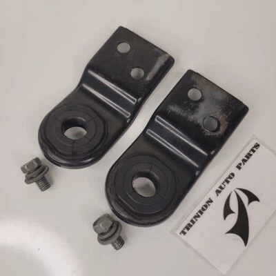 Soportes de montaje de radiador deportivos Mitsubishi Montero 1997-2003 negros con pernos OEM Foto 1 de 4