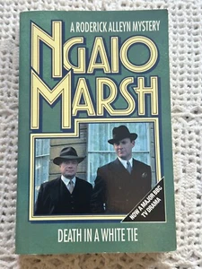 Death In A White Tie Ngaio Marsh Fontana Paperback Book 1992 - Picture 1 of 11
