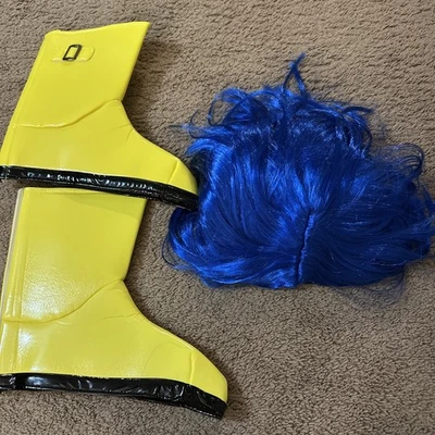 Coraline Wig And Yellow Boot Covers Halloween Dress Up Costume Child Size Medium - Image 1 of 4