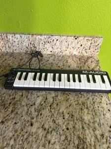 M-Audio Keystation Mini 32 MK3 32-key MIDI Keyboard Controller - Picture 1 of 5