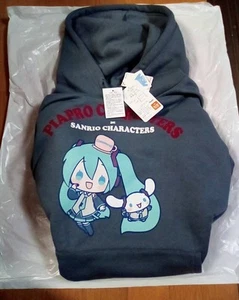 Hatsune Miku & Cinnamon Roll Hoodie M size New Unused - Picture 1 of 1