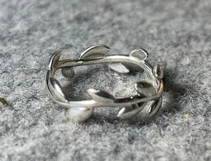 Tiffany & Co. Paloma Picasso 925 Sterling Silver Olive Leaf Band Size 6 - Picture 1 of 6