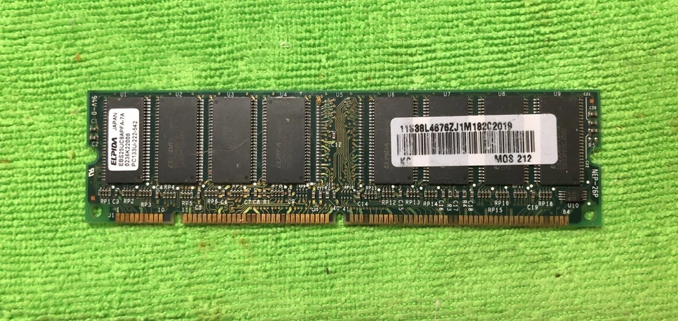 EBS25UC8APFA-7A Elpida 256MB PC133 133MHz non-ECC Unbuffered CL3 168-Pin DIMM - Image 1 of 1
