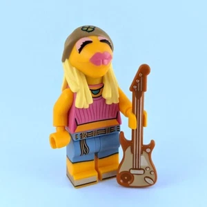 Lego Janice Minifigur mit Gitarre aus den Muppets - Bild 1 von 4