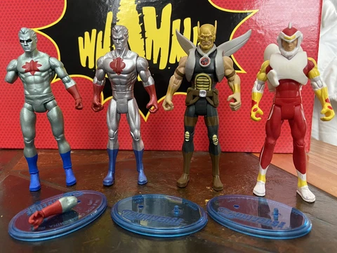 DC Universe Infinite Heroes lot Adam Strange Captain Atom Thanagarian Warrior Cover