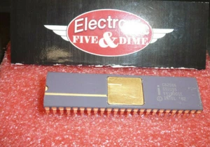 Controlador LAN INTEL C82586, 1 Canal(s), 1.25MBps, NMOS, CDIP48 IC - Imagen 1 de 1