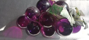 VTG Purple Lucite Grapes 8" x 3 1/2" Bunch - Picture 1 of 8