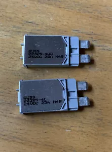 BUSSMANN 22325-400 CIR BRKR THERMAL 25A 24VDC PUSH (2pcs = 1 lot) - Picture 1 of 3