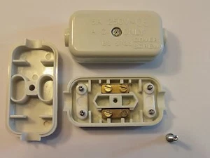 2 x 5AMP/250V NETZ ELEKTRISCHES FLEXKABEL STECKER 2 KERNKABEL (BS5733) 2ER-Pack - Bild 1 von 4
