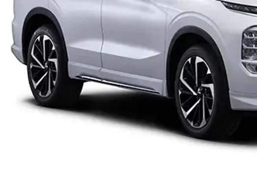 Efectos de presa de aire lateral Mitsubishi Outlander 2022-23 Foto 1 de 1