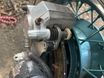 Pinza de freno trasera Vulcan 1500 1998 Foto 1 de 3